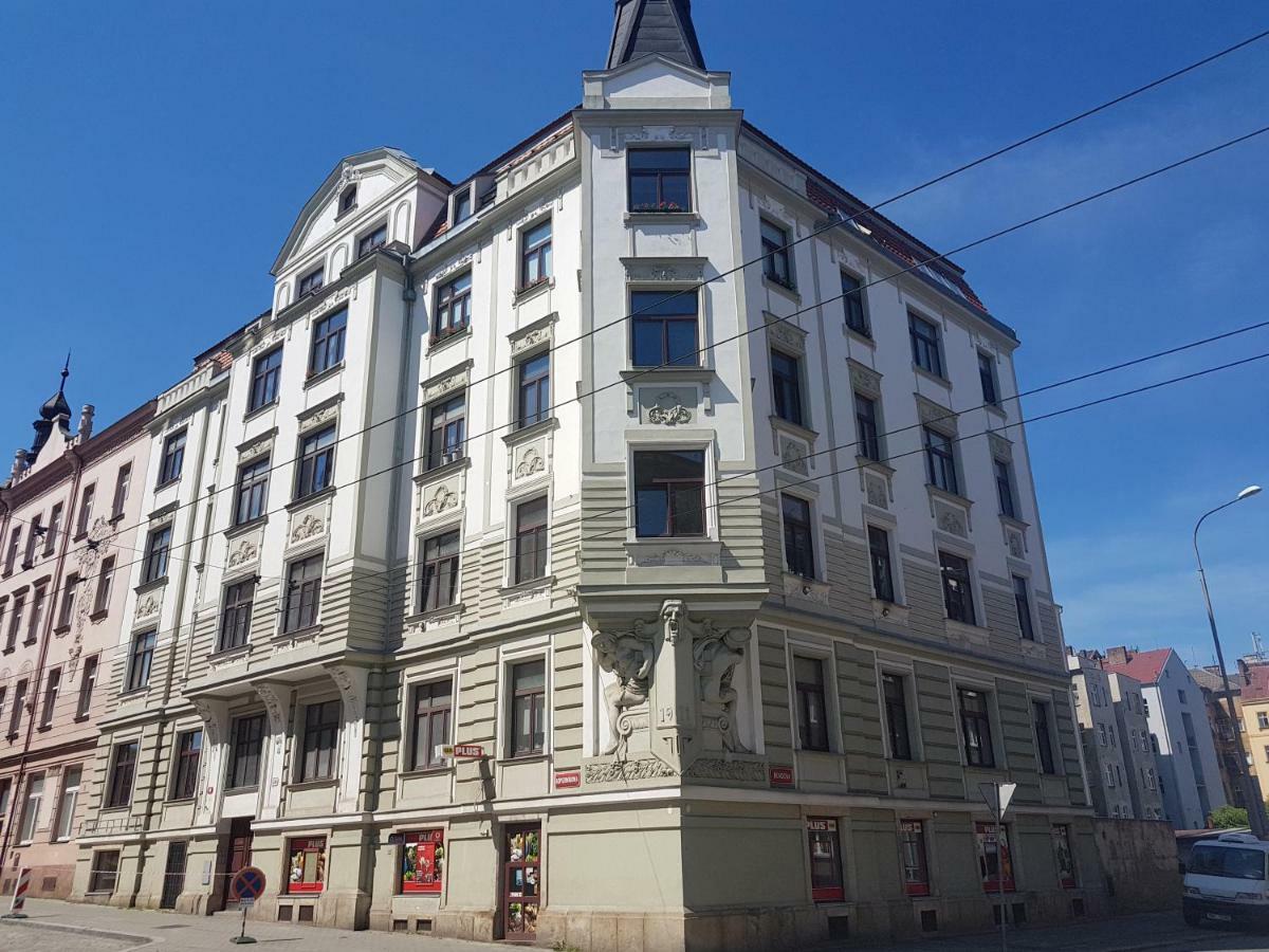 Kavi Apartments #2 Пилзен Екстериор снимка